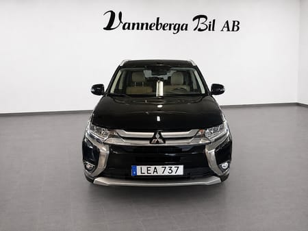 Mitsubishi Outlander 2.2 Di-D 4WD Business Backkamera/Skinn/Euro 6