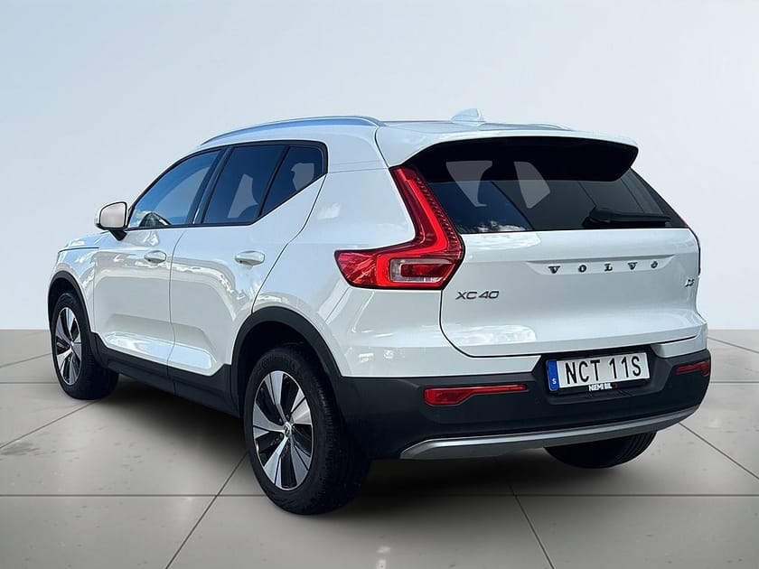 Bild 5 av Volvo XC40 D3 Momentum Advanced Edt Pvärm Kamera 360° GPS SoV