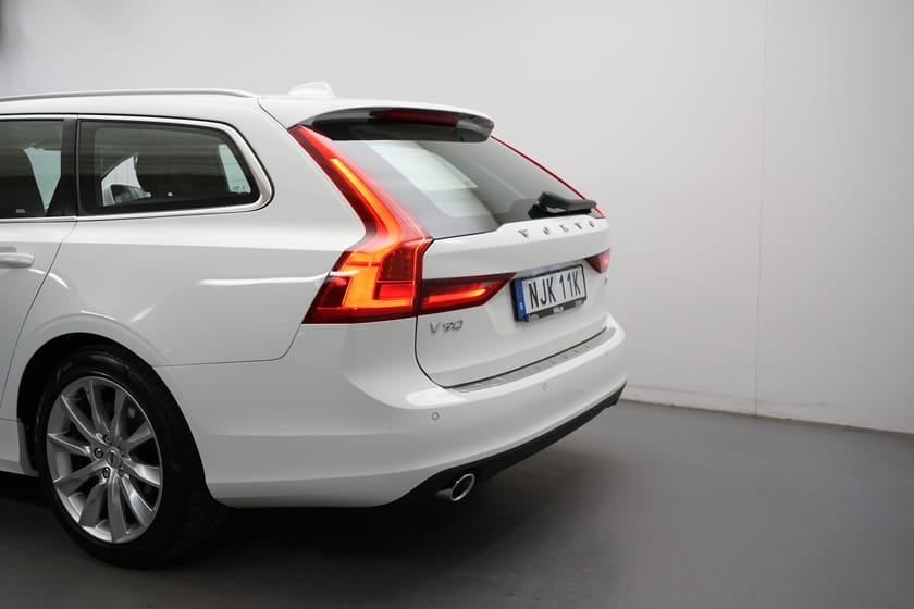Bild 3 av Volvo V90 D4 Momentum SE II