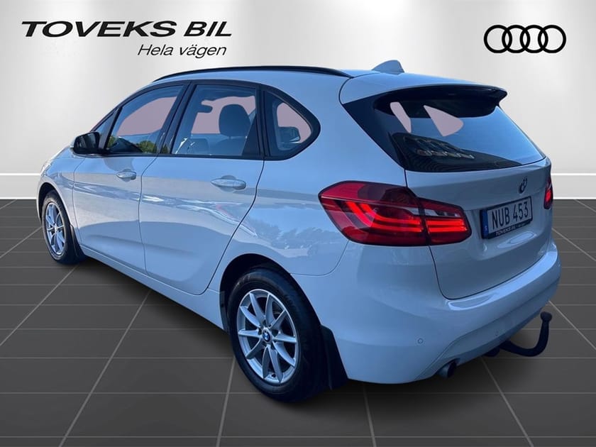 Bild 2 av BMW 218d Active Tourer D / Drag / Backkamera