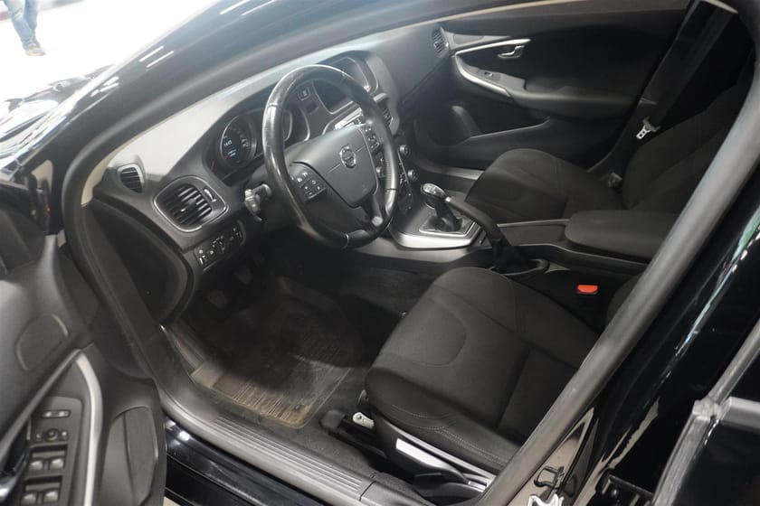 Bild 2 av Volvo V40