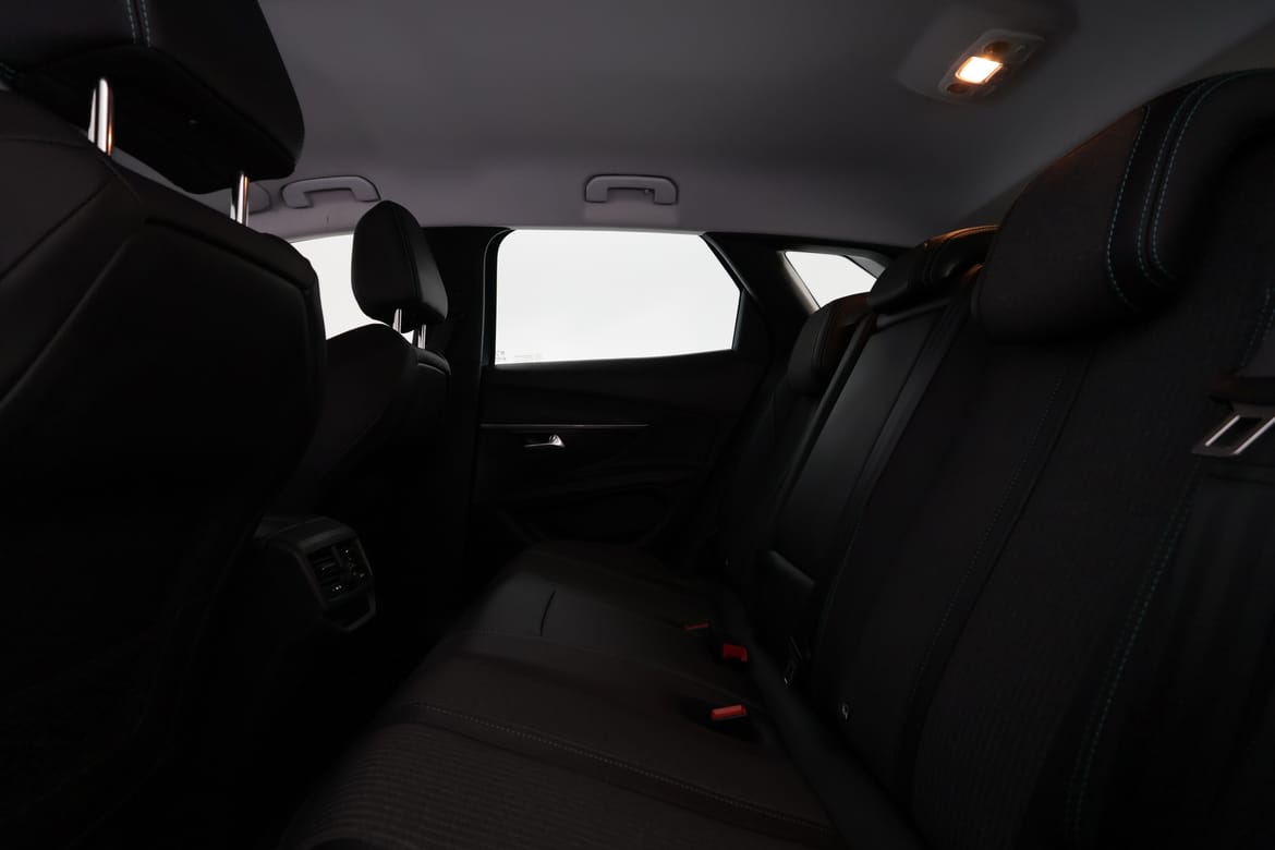 Peugeot 3008 2022 - miniatyr 10