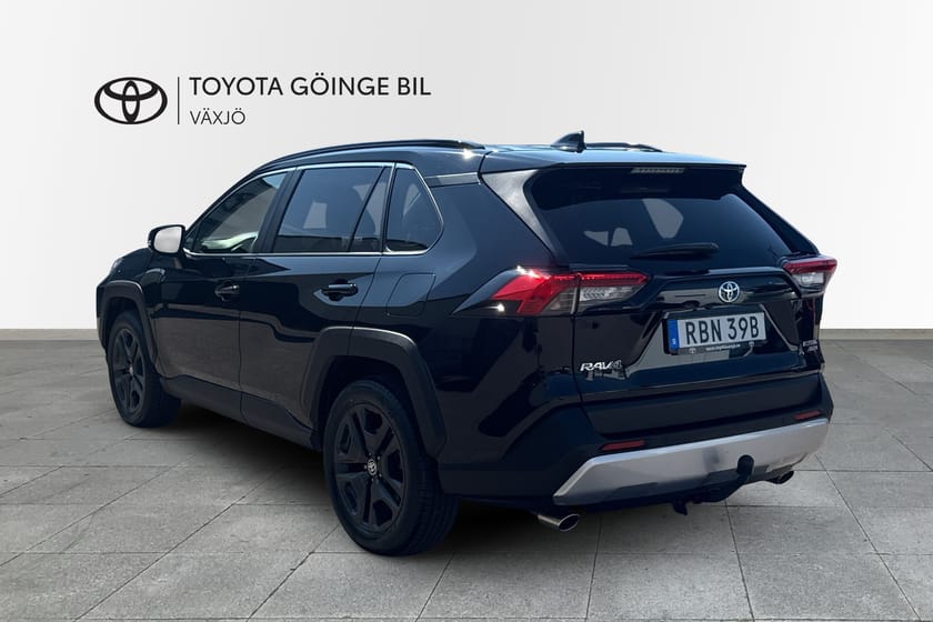 Bild 2 av Toyota RAV4 Hybrid AWD-i – Adventure Drag