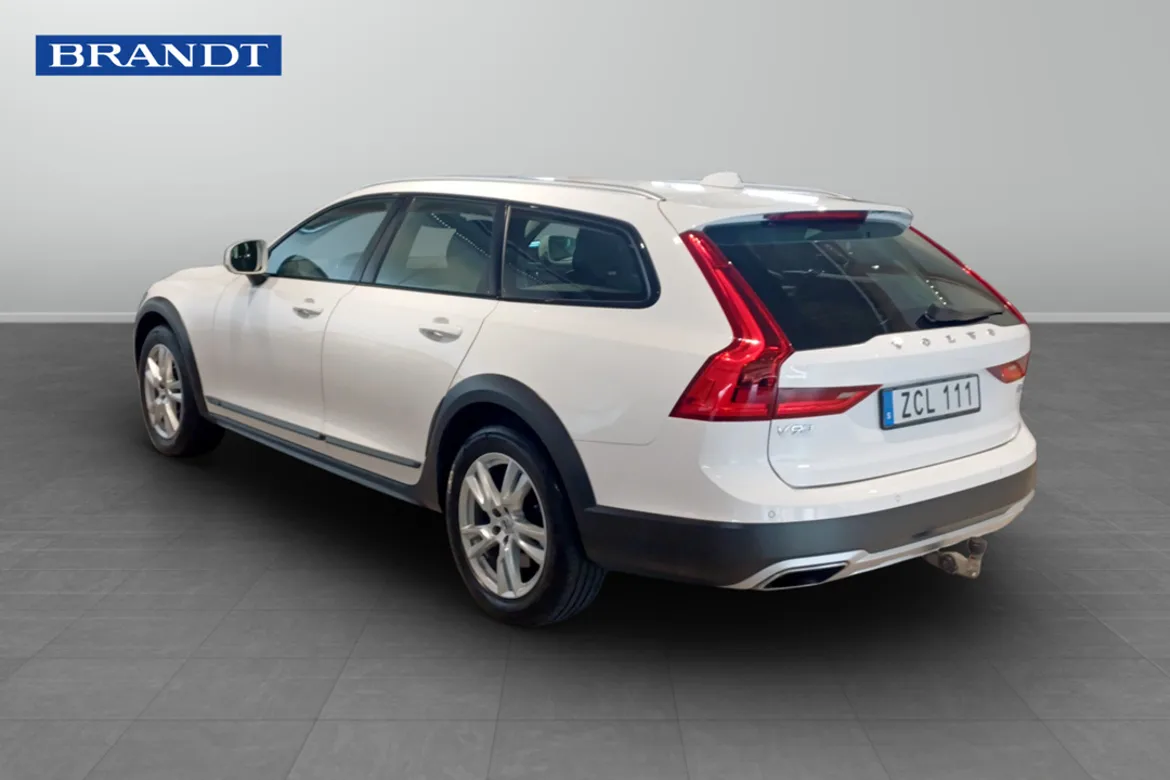 Volvo V90 Cross Country