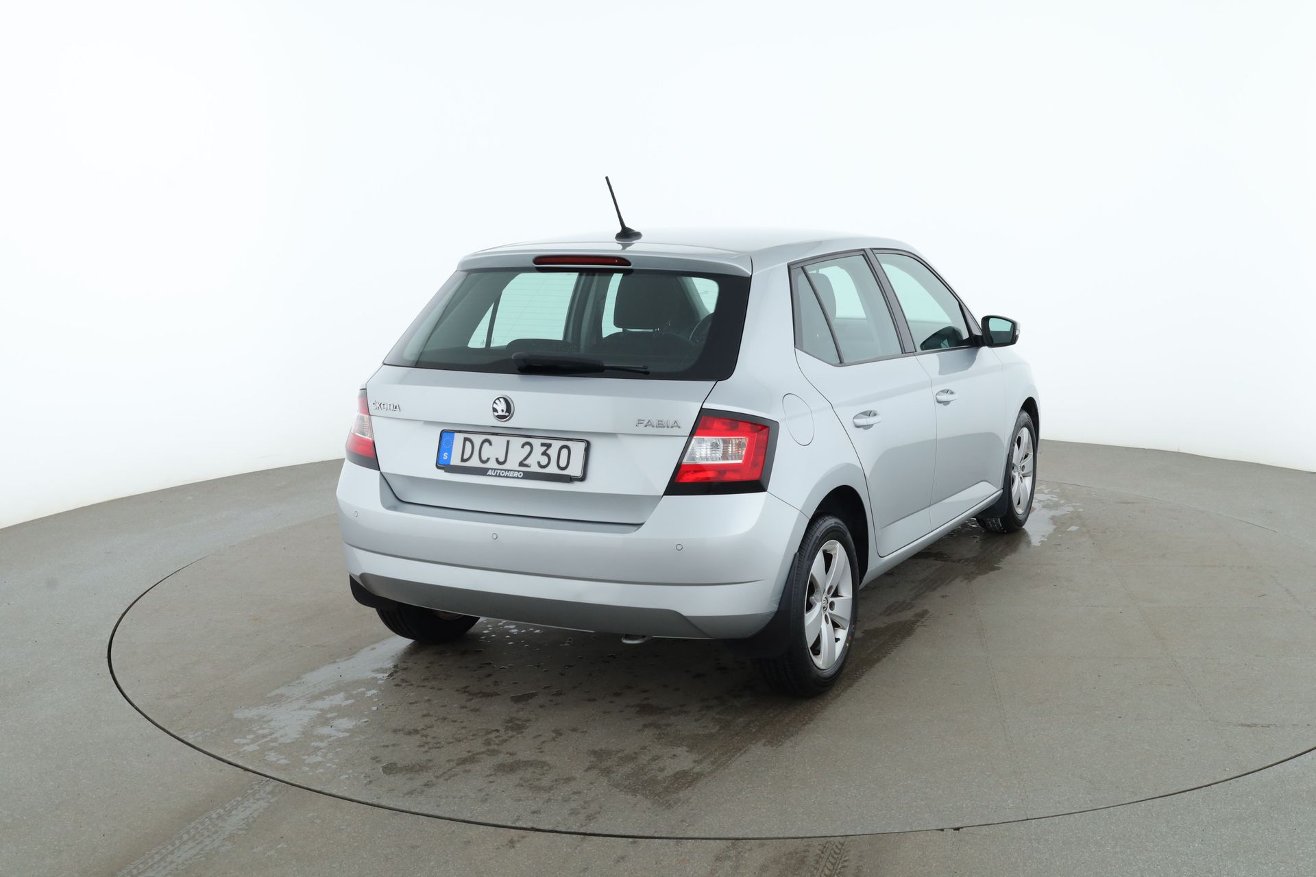 Skoda Fabia 1.0 TSI Style 2018, kuva 6/36