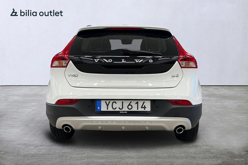 Bild 5 av Volvo V40 Cross Country D3 Momentum 150hk / Navi Sensorer Pano Kamrem Bytt