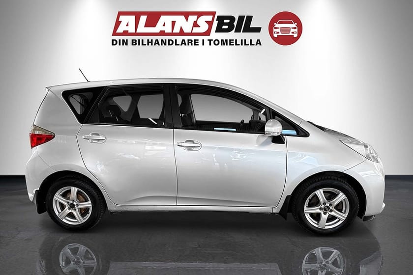 Bild 2 av Toyota Verso-S