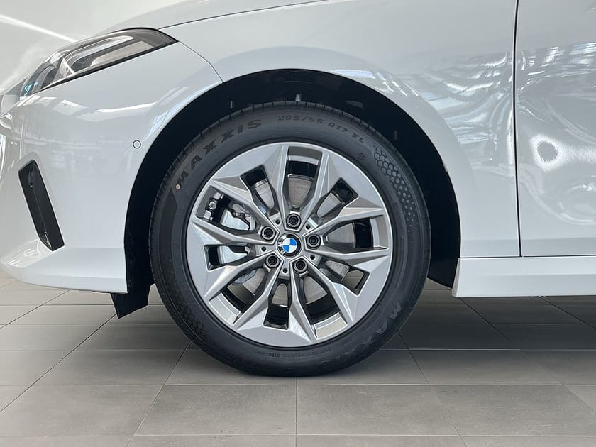 Bild 4 av BMW 120 PRIVATLEASING fr. 3.395 kr/mån 17" Auto Park Assist