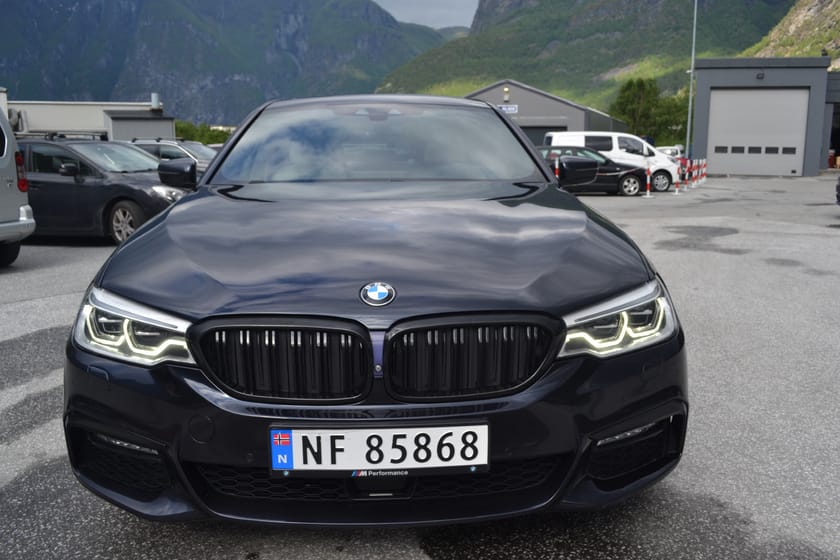 Bilde 2 av BMW 520d xDrive Sedan 190hk Ultimate Edtion aut