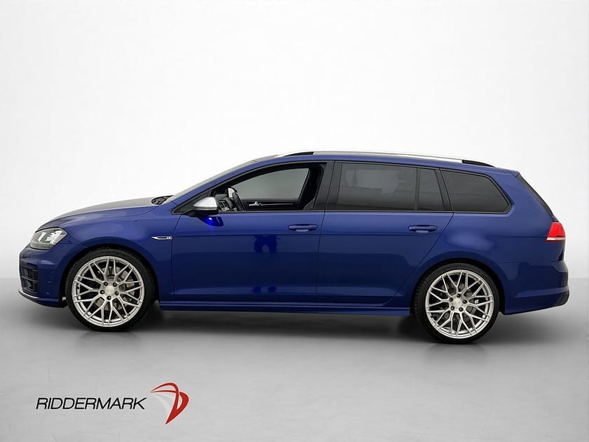 Bild 4 av Volkswagen Golf Sportscombi R 300hk 4M Panorama Carplay