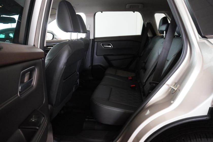 Bild 5 av Nissan X-Trail e-4ORCE Tekna