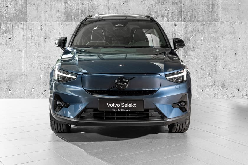 Bilde 3 av Volvo EX40 Twin Motor Ultra Black Edition Pixellys Hengerfeste H&K
