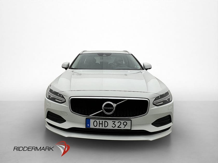 Bild 2 av Volvo V90 D4 190hk Momentum Värmare VOC Navi Dragkrok