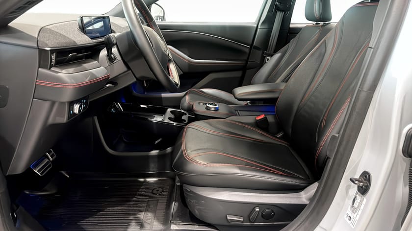 Bild 5 av Ford Mustang Mach-E Standard Range AWD Teknikpaket+ 269 HK