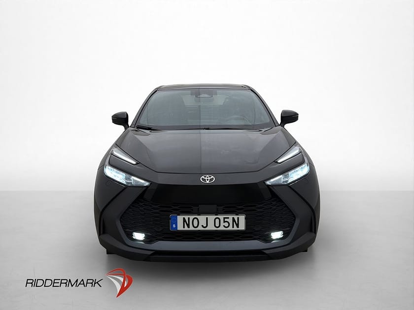 Bild 2 av Toyota C-HR Hybrid 140hk Active Kamera Navi CarPlay Rattvärm