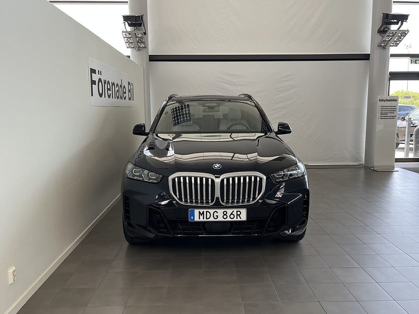 Bild 2 av BMW X5 xDrive50e 3,95 ränta M Sport Drag H/K Panorama