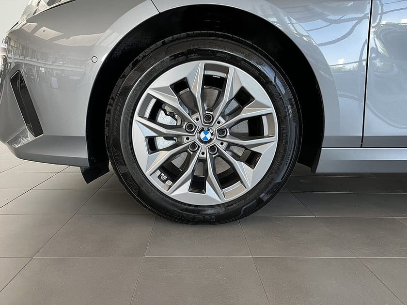 Bild 4 av BMW 120 Automat Rattvärme Backkamera 17" Drive/Park Assist