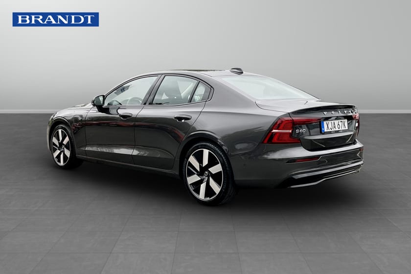 Bild 2 av Volvo S60 Recharge T6 II Plus Dark