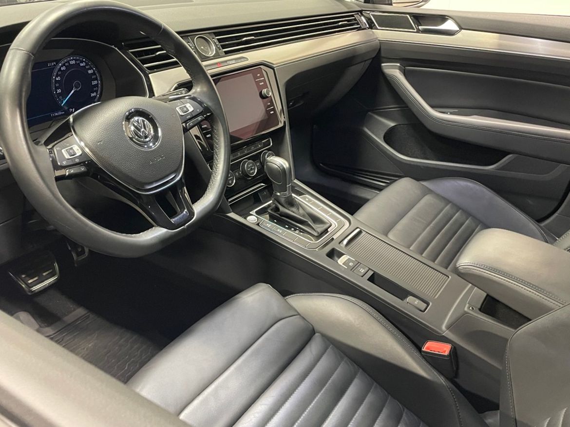 Volkswagen Passat 2019 - miniatyr 15