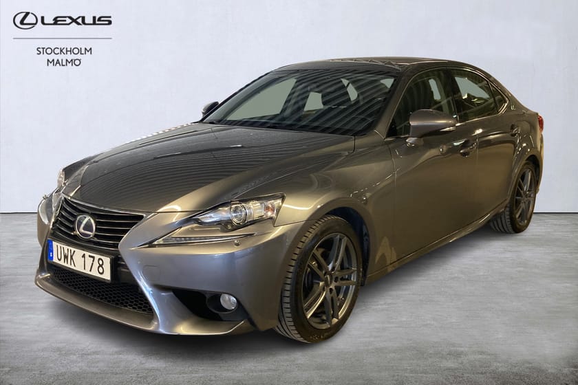Bild 1 av Lexus IS 300h Halvskinn Backkamera Navigation