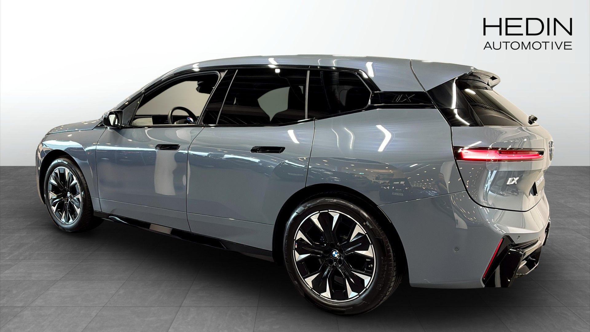 BMW iX xDrive60 2026, bild 2/13