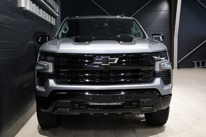Bild 2 av Chevrolet Silverado 1500 Crew Cab Trail Boss 3.0 Duramax Diesel 309hk *LÅG SKATT*