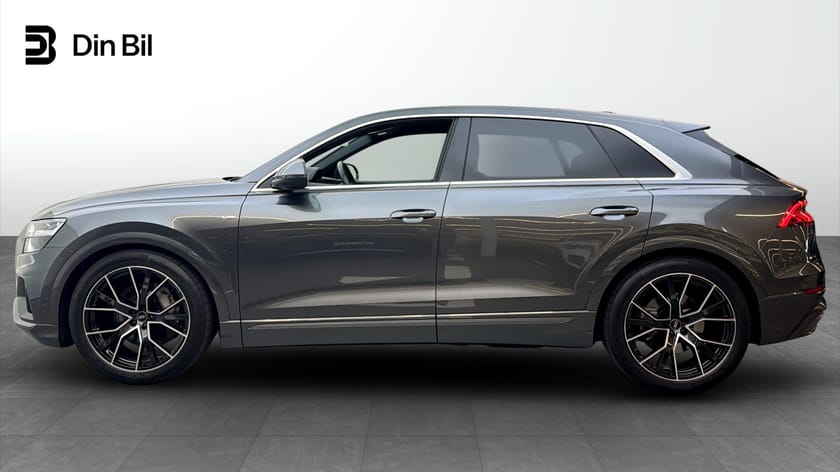 Bild 2 av Audi Q8 55 TFSI quattro S-line 340hk tiptronic/360 kamera