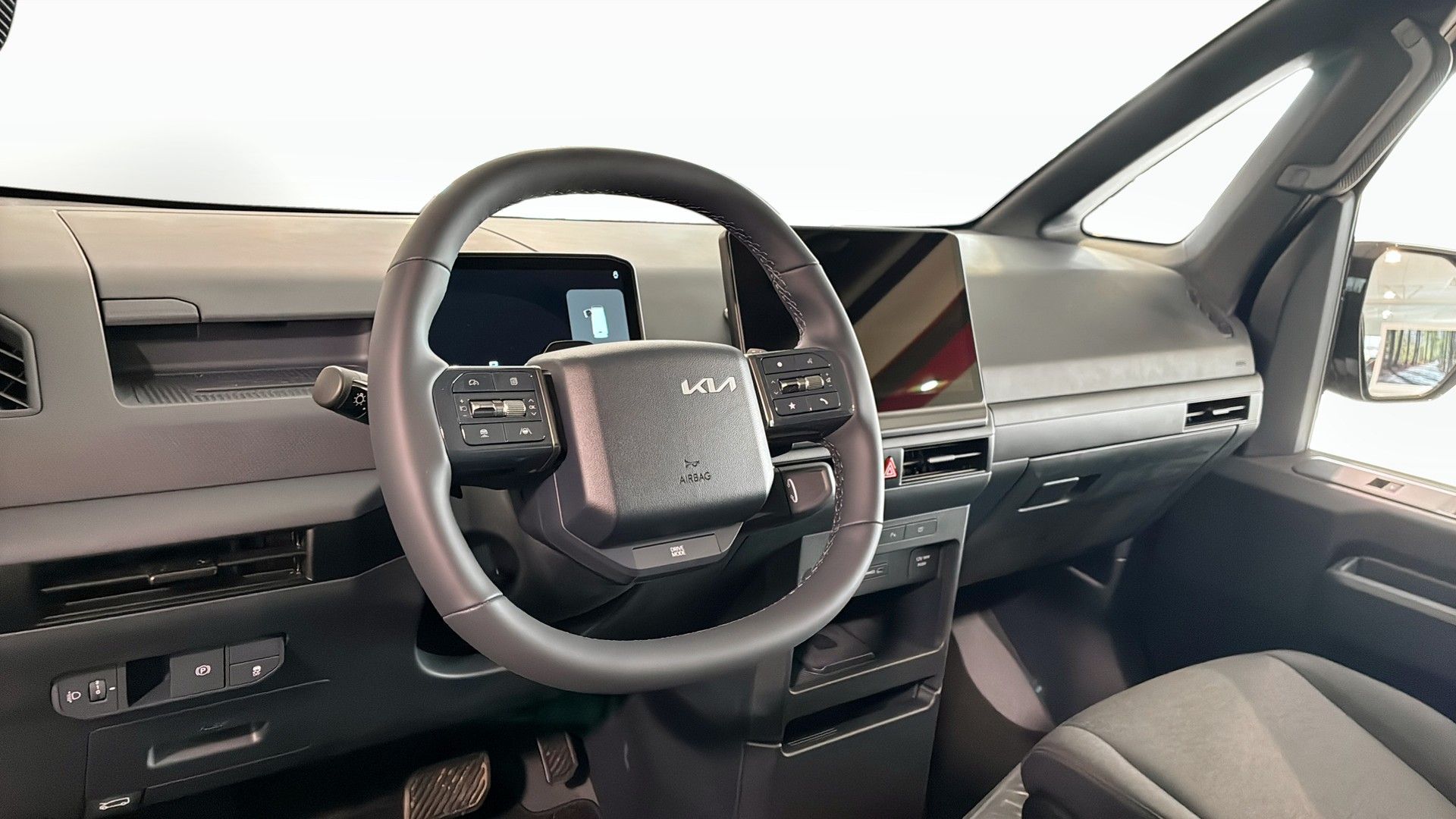 Kia PV5 PLUS 4DR L2H1 LONG RANGE 2026, bild 7/10