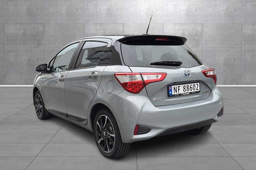 Bilde 3 av Toyota Yaris Hybrid
