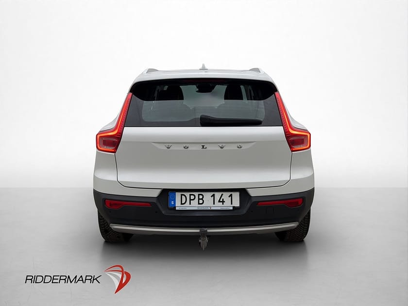 Bild 5 av Volvo XC40 D4 190hk AWD Momentum Edition Skinn Drag Värmare