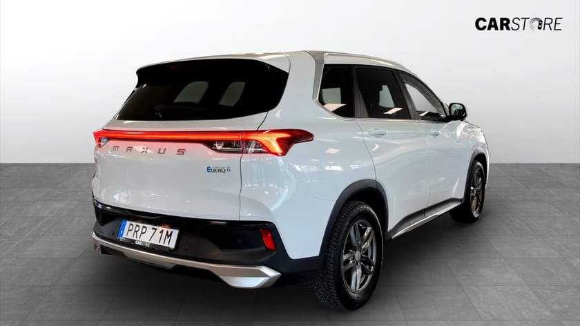 Bild 2 av Maxus Euniq 6 70 KWH PANO CARPLAY 177HK 360° KAMERA