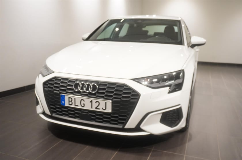 Bild 5 av Audi A3 Sportback 35 TFSI Proline Automat CarPlay Farhållare