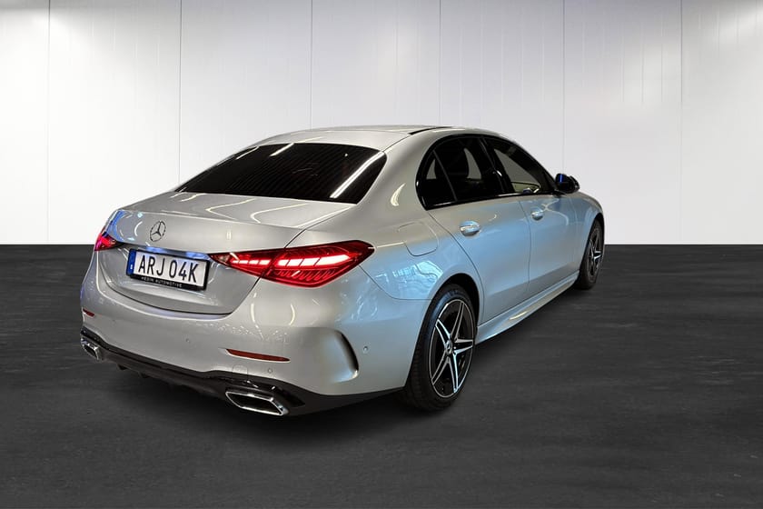 Bild 3 av Mercedes-Benz C 300 e 9G-Tronic | AMG | Burmester | Drag | Minnespaket | Nightpaket