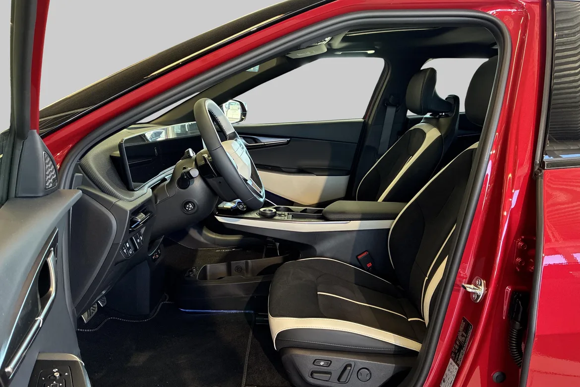 picture of a car