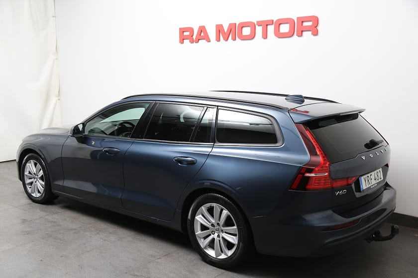 Bild 4 av Volvo V60 D3 150hk Momentum Edition Aut Navi VOC Drag