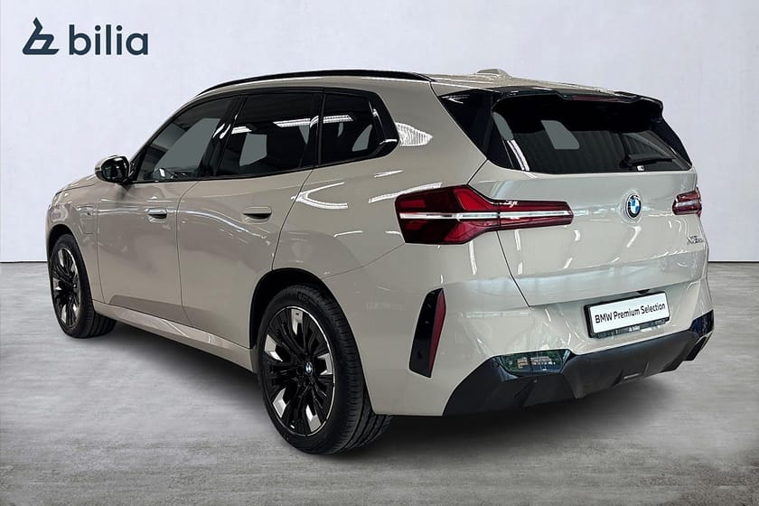 Bild 2 av BMW X3 30e xDrive M-Sport | DEMO | Drag | Aktiv farth. | H&K