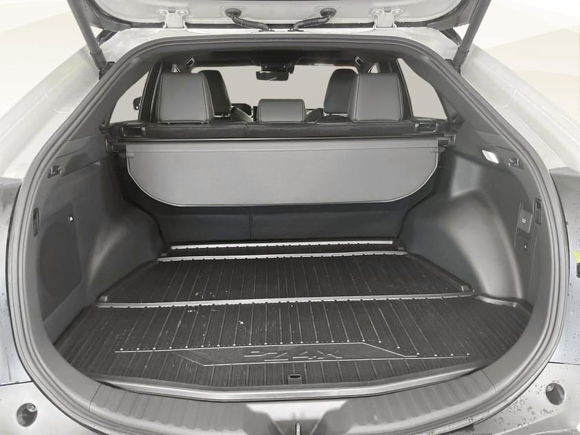 Bild 5 av Toyota bZ4X NYA 73.1 kWh AWD Executive Panorama - Dragkrok