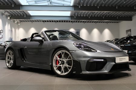 Porsche 718 Spyder RS