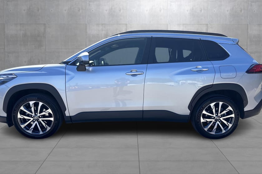 Bilde 2 av Toyota Corolla Cross Hybrid AWD-i Active AWD