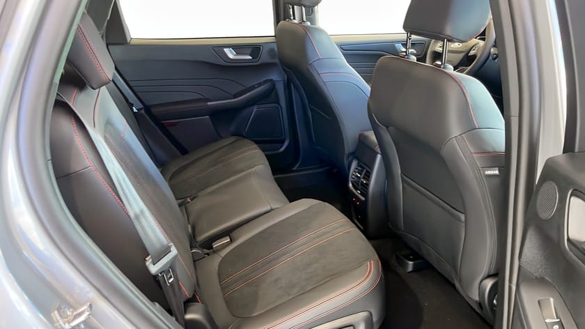 Bild 5 av Ford Kuga Plug-In Hybrid CX482 26.75 ST-LINE X 2.5 PHEV FWD 243HK BL E
