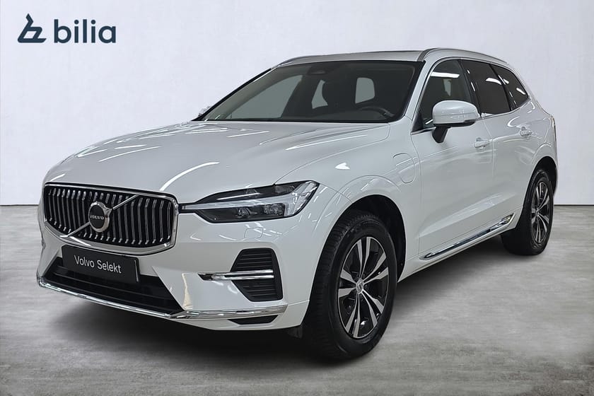 Bild 1 av Volvo XC60 Recharge T6 Core Edition /Panorama/Kamera/Keyless