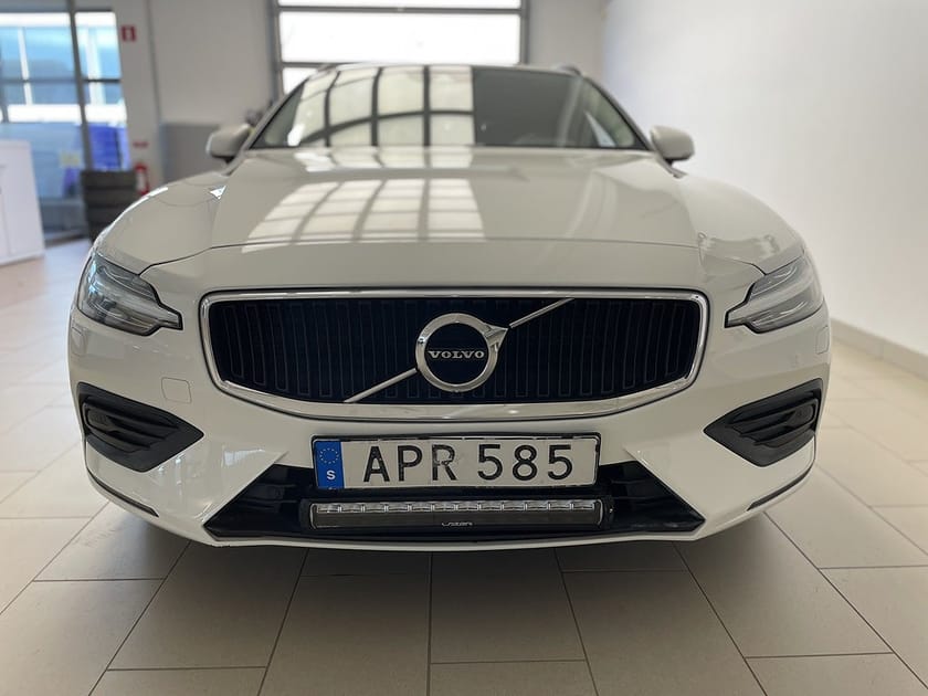 Bild 2 av Volvo V60 D3 150Hk Momentum Drag