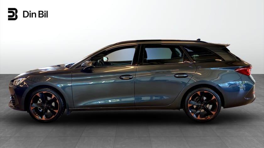 Bild 2 av CUPRA Leon Sportstourer 1.5 eTSi Drag 150HK