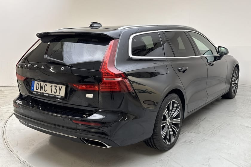 Bild 3 av Volvo V60 T6 AWD Recharge (340hk) Momentum Advanced