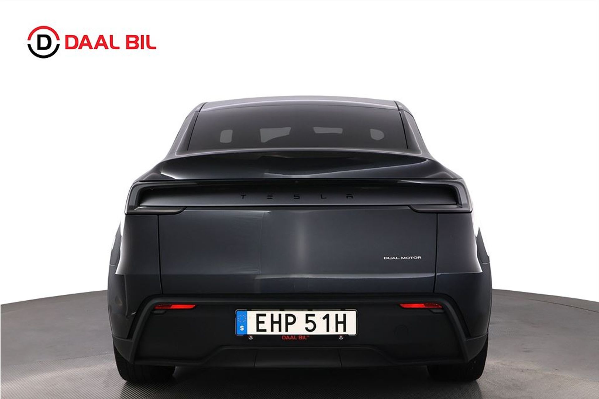 Tesla Model Y 2025, bild 7/10