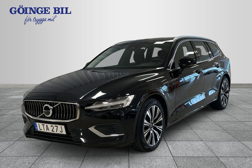 Bild 1 av Volvo V60 Recharge T6 Core Edition/ Infällbart Drag/ Backkamera/ Ljus-paket