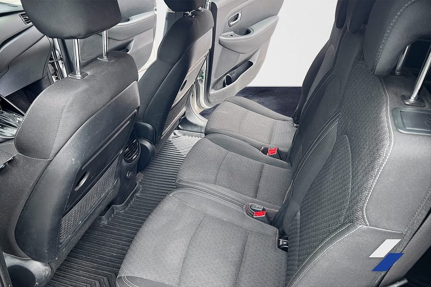 Bild 5 av Kia Carens 1.7 VGT DCT GLS Euro 6 7-sits