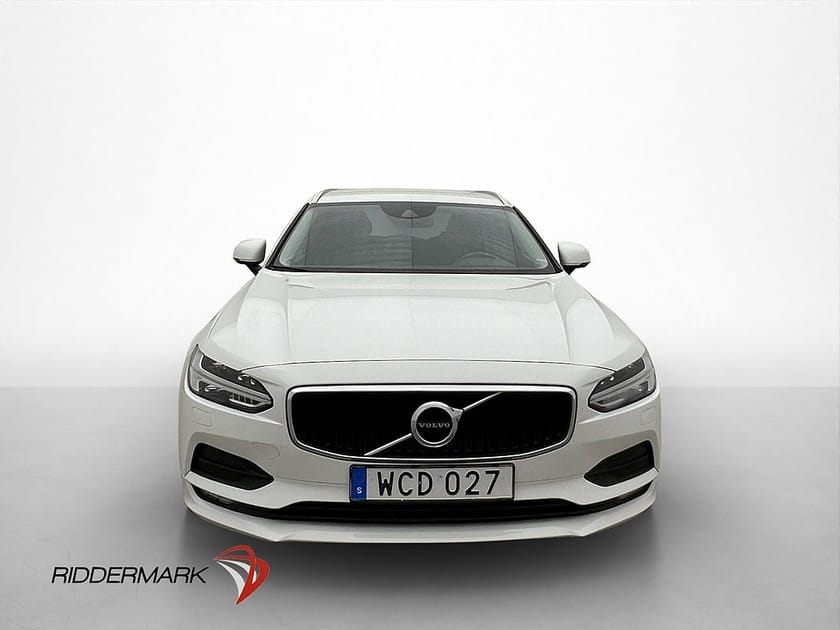 Bild 2 av Volvo V90 D4 190hk Momentum VOC Värmare Drag Carplay