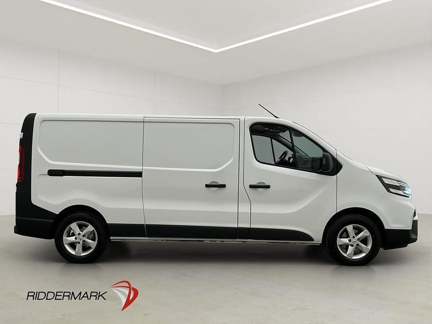 Bild 2 av Nissan Primastar L2 150hk Dragkrok LED Farthållare PDC Moms