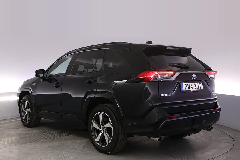 Bild 4 av Toyota RAV4 Plug-in Hybrid X-Edition Kamera Blis Drag